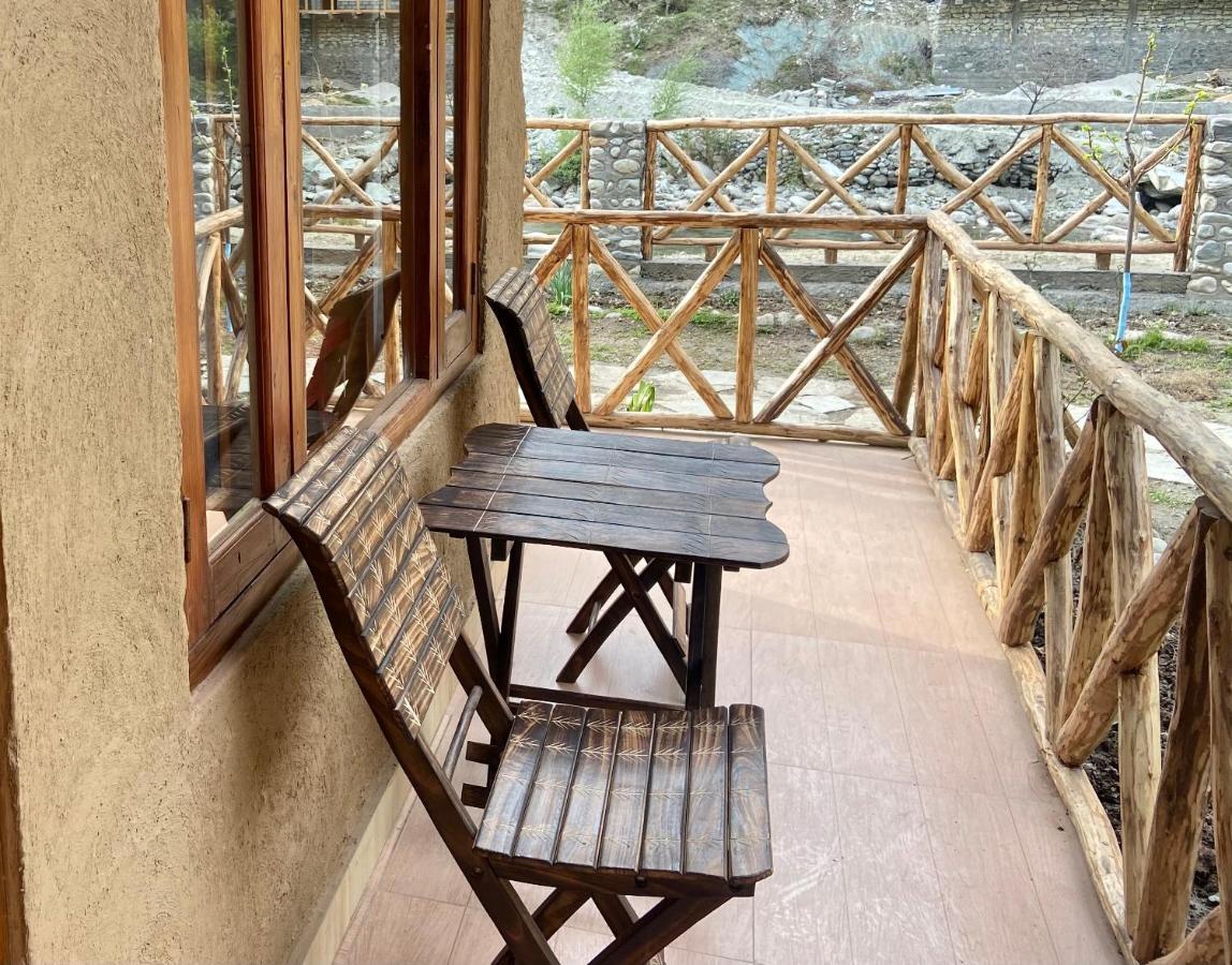 Shivadya Tirthan - Tirthan Valley Gushaini Eksteriør billede