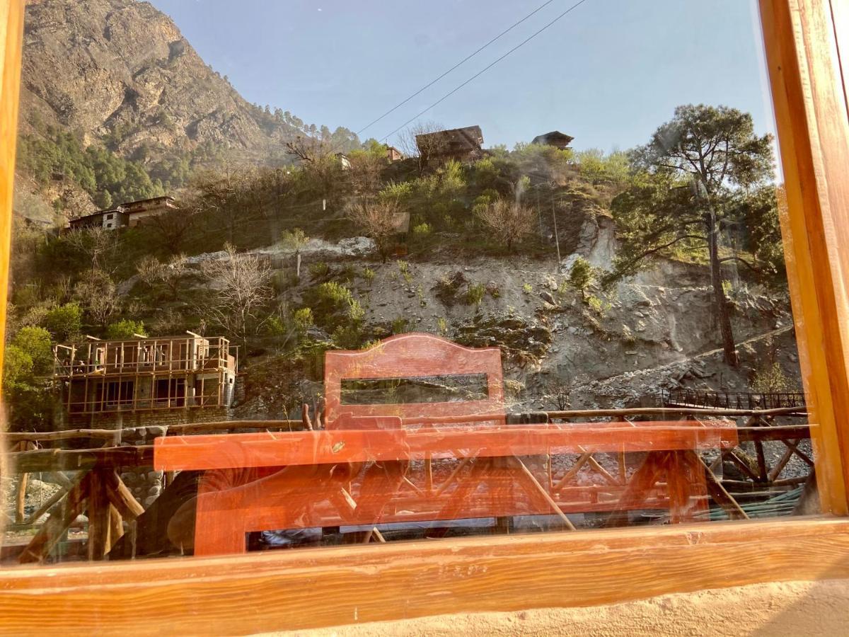 Shivadya Tirthan - Tirthan Valley Gushaini Eksteriør billede