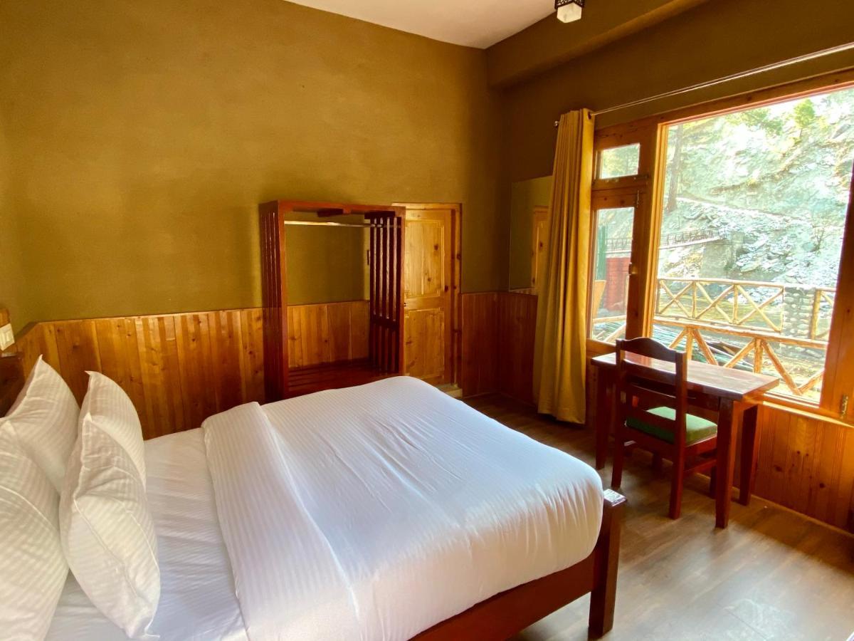 Shivadya Tirthan - Tirthan Valley Gushaini Eksteriør billede
