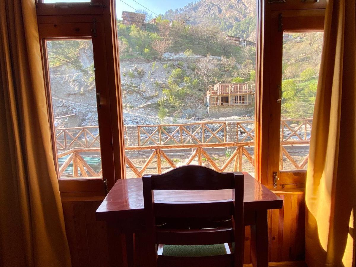 Shivadya Tirthan - Tirthan Valley Gushaini Eksteriør billede