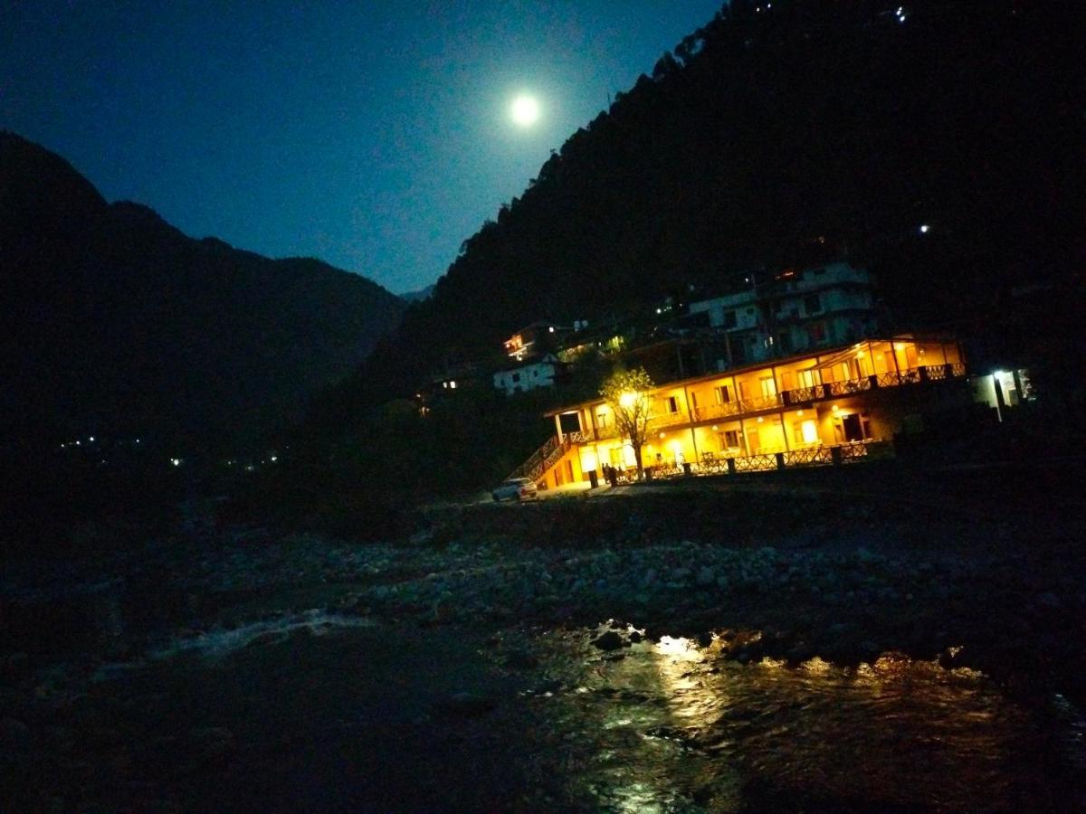 Shivadya Tirthan - Tirthan Valley Gushaini Eksteriør billede