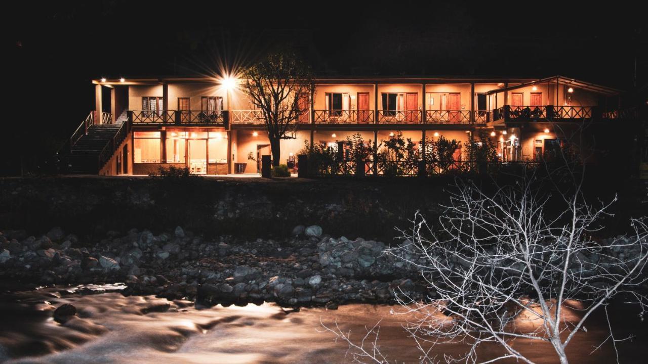 Shivadya Tirthan - Tirthan Valley Gushaini Eksteriør billede