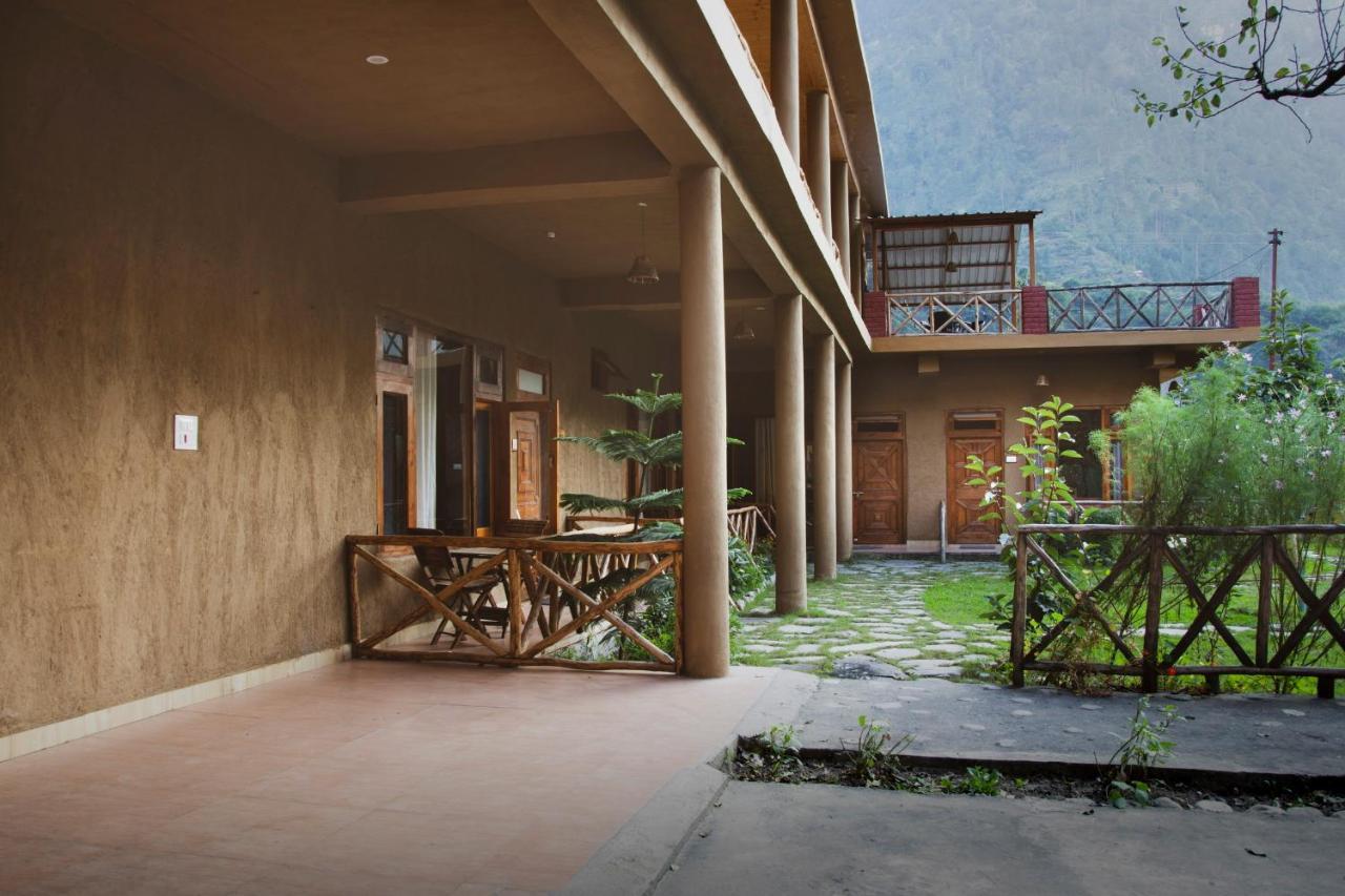 Shivadya Tirthan - Tirthan Valley Gushaini Eksteriør billede
